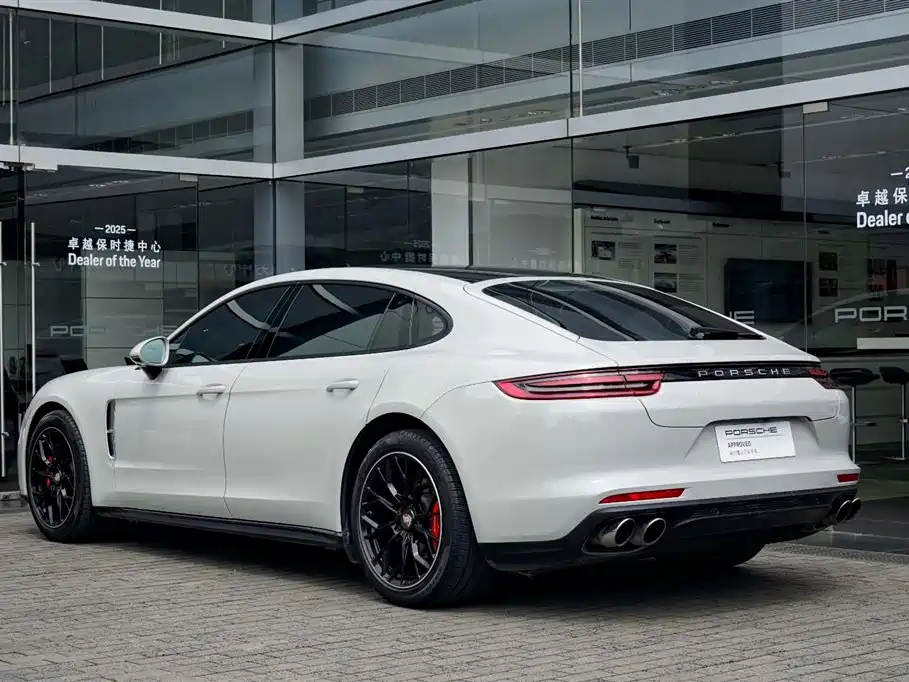 Panamera 2017 Panamera Executive Extended Edition 3.0T купить на сайте DeffCars