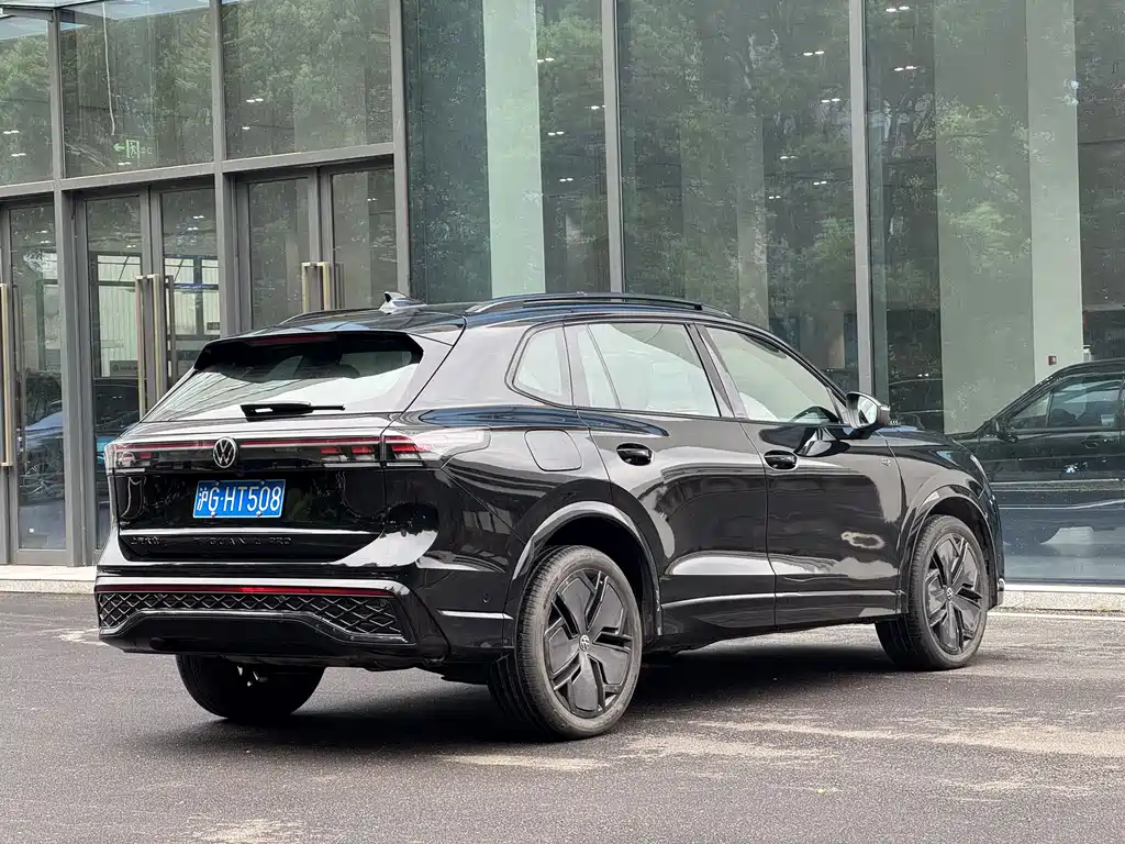Tiguan L 2024 PRO 330TSI 2WD R-Line Zhizun Edition купить на сайте DeffCars
