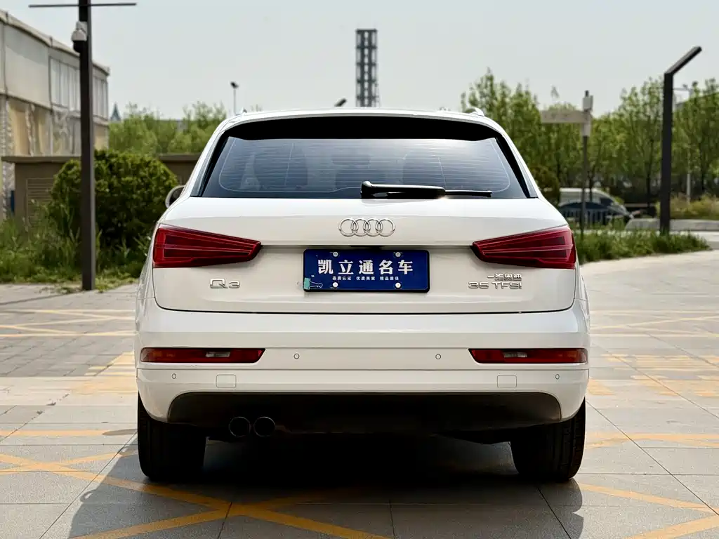 Audi Q3 2018 30th Anniversary Model 30 TFSI Fashion Model купить на сайте DeffCars