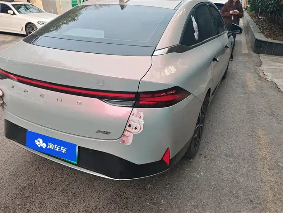 Xpeng P5 2022 model 460E+ купить на сайте DeffCars
