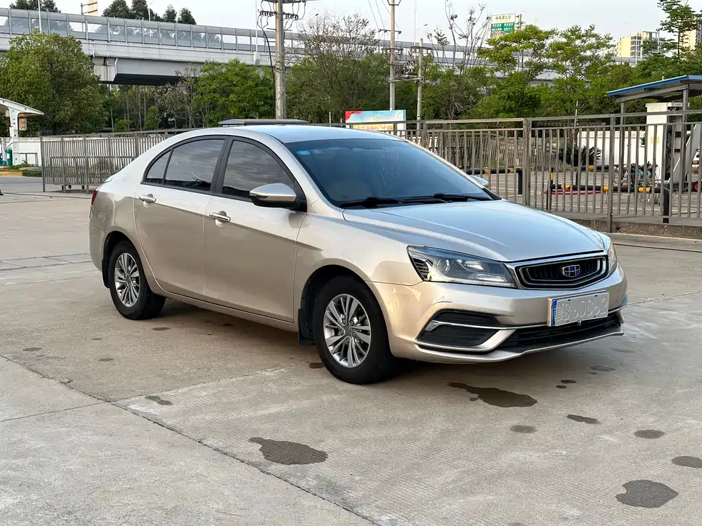 Emgrand 2018 1.5L CVT luxury model купить на сайте DeffCars