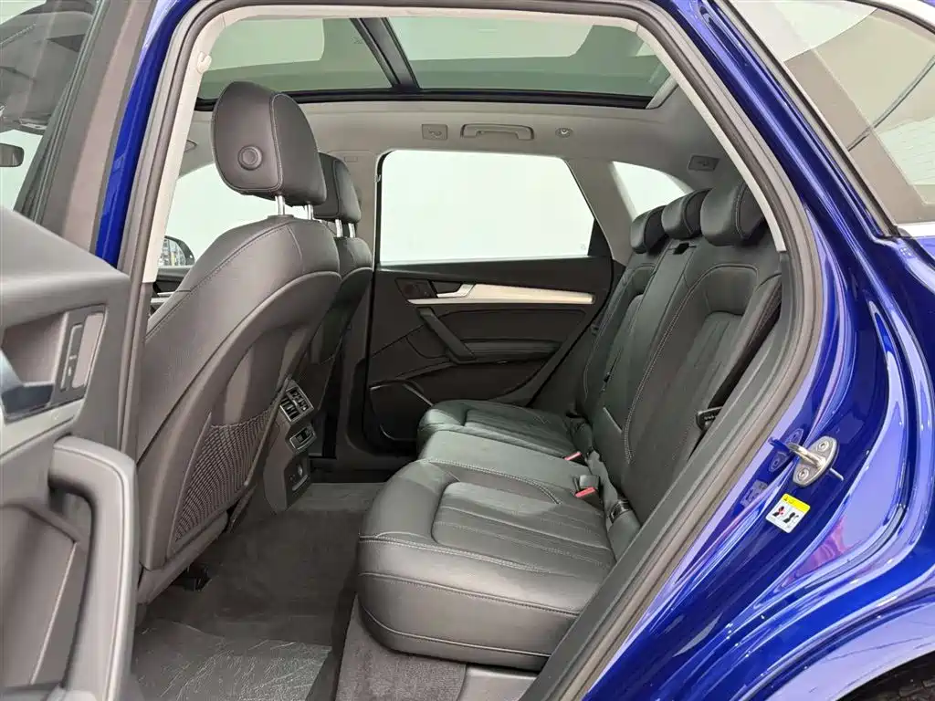 Audi Q5L 2020 facelift 40 TFSI enjoys fashionable style купить на сайте DeffCars