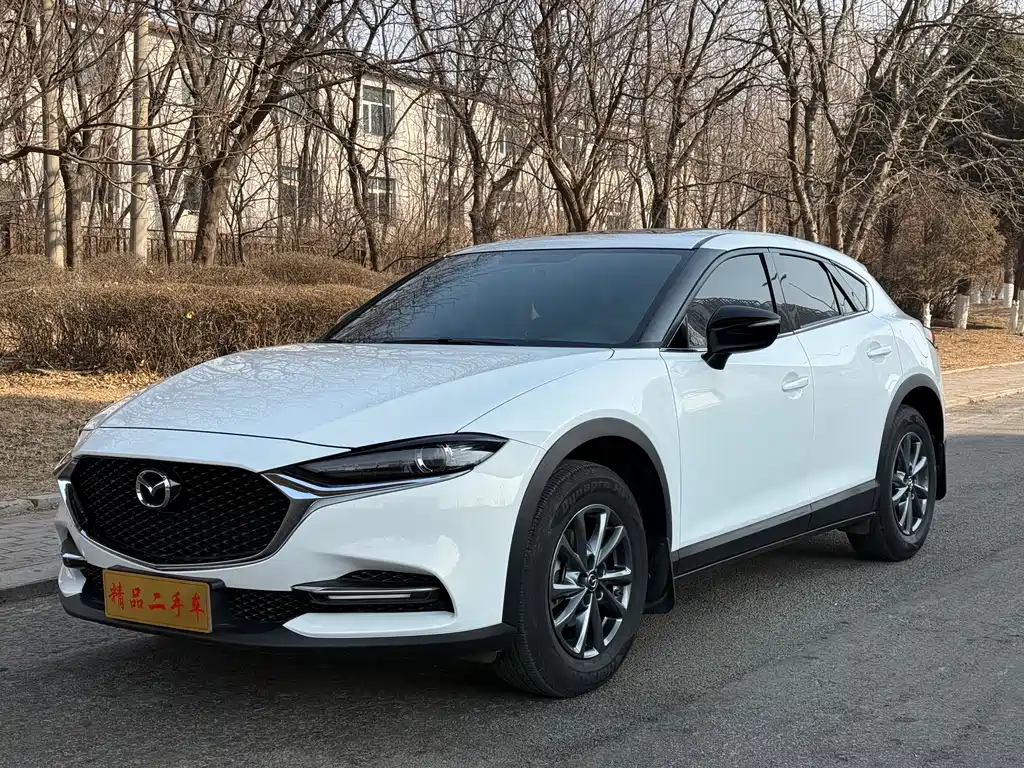 Mazda CX-4 2021 2.0L automatic two-wheel drive Blue Sky Vitality Edition купить на сайте DeffCars