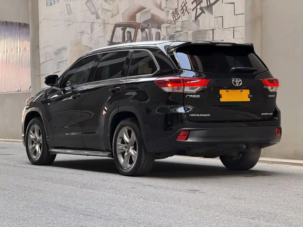 Highlander 2018 2.0T four-wheel drive luxury version 7 seats National V купить на сайте DeffCars