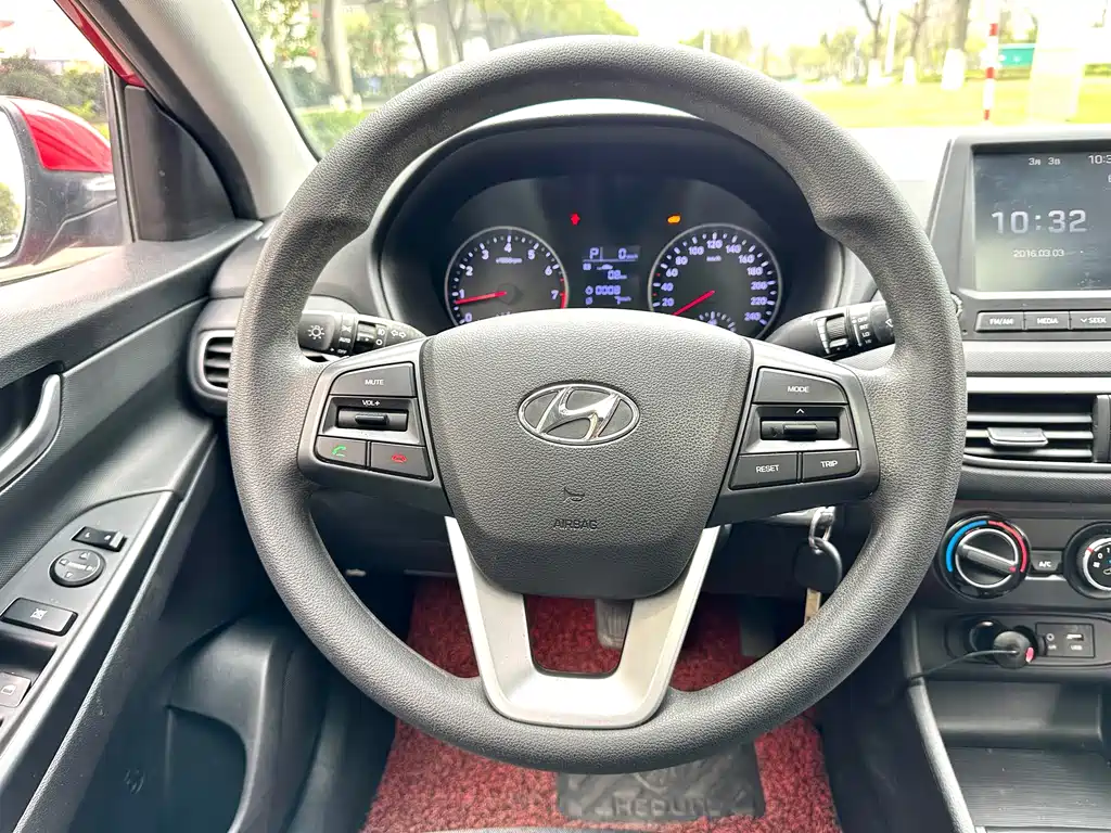 Yuedong 2017 1.6L automatic value version GLS купить на сайте DeffCars