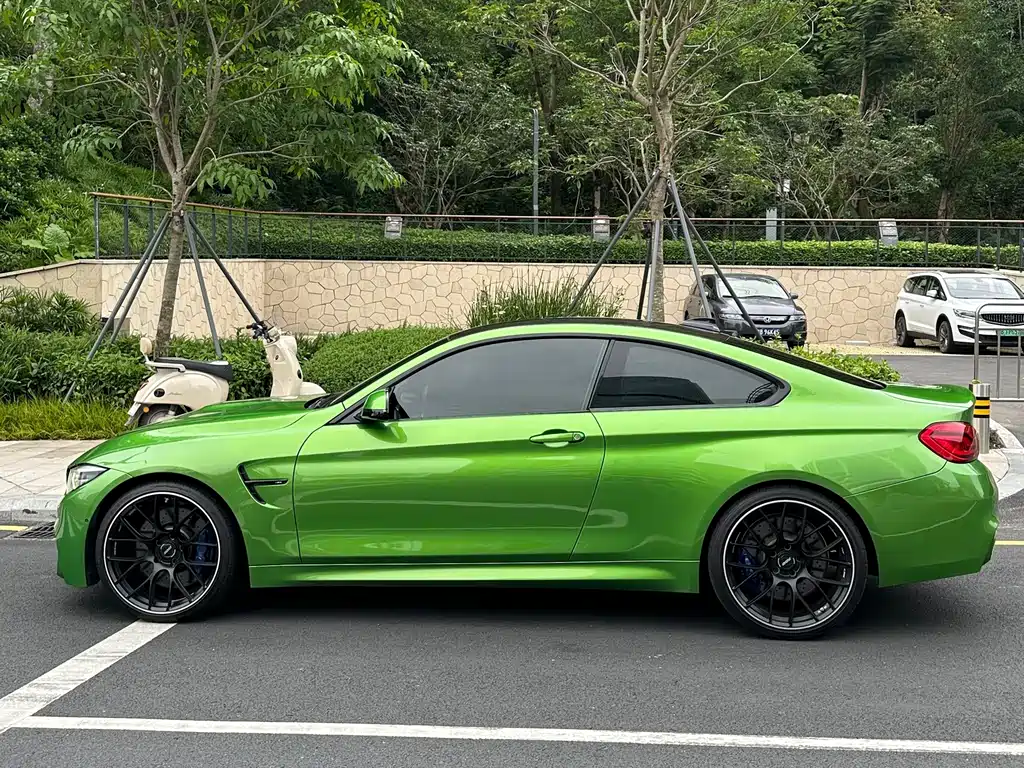 BMW M4 2017 M4 Coupe купить на сайте DeffCars