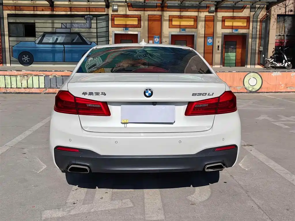 BMW 5 Series 2020 530Li Leading M Sports Package купить на сайте DeffCars