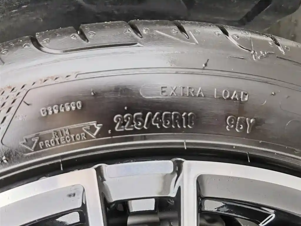奔驰C级 2025款 改款 C 200 L 运动版 купить на сайте DeffCars
