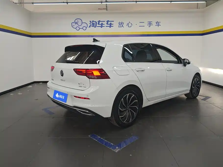 Golf 2023 facelift 280TSI DSG Pro купить на сайте DeffCars