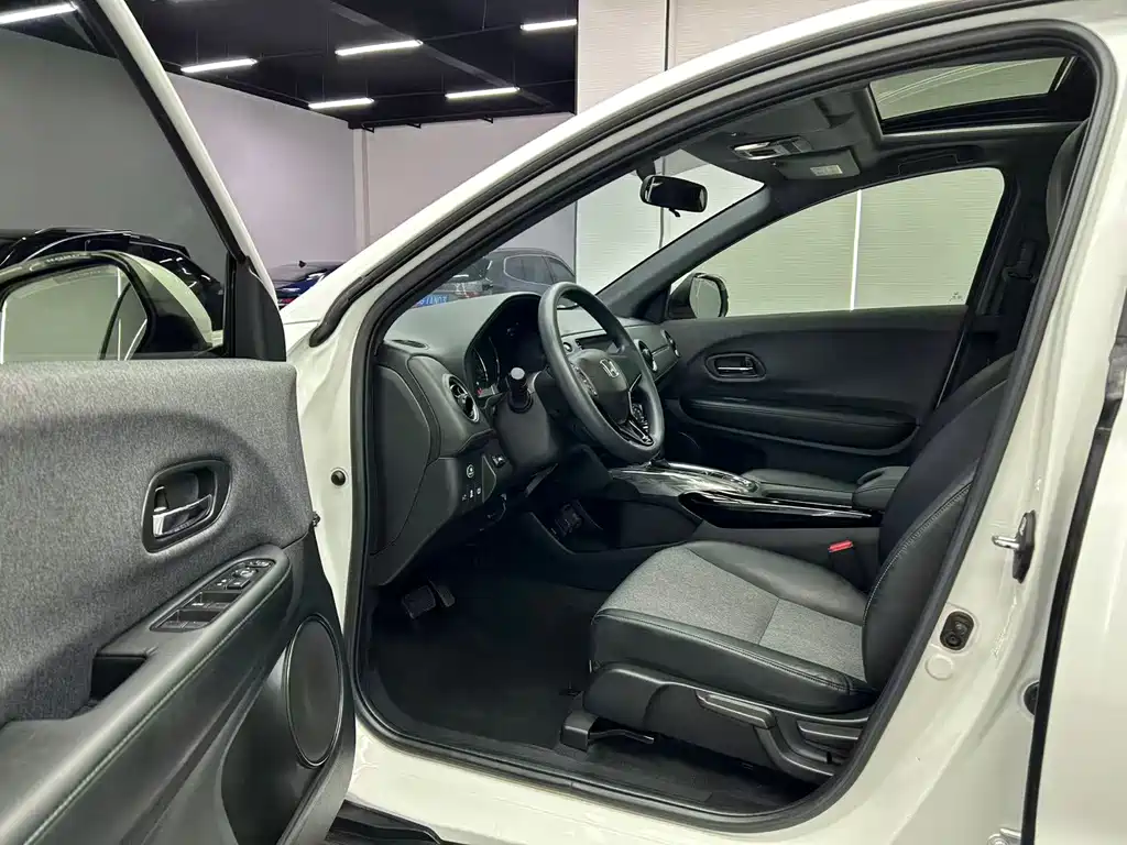 Honda XR-V 2022 1.5L CVT Obsidian Edition купить на сайте DeffCars