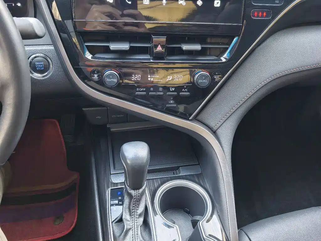 Camry 2023 2.5G Deluxe Edition купить на сайте DeffCars