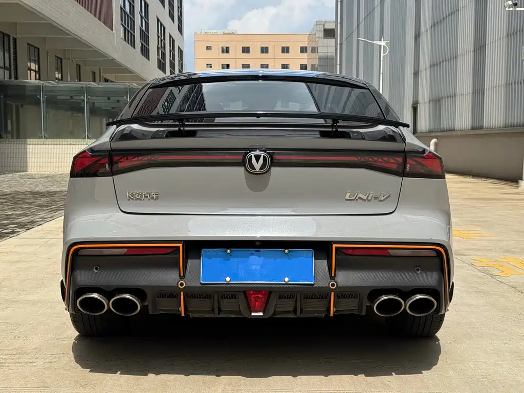 Changan UNI-V 2022 1.5T sports version купить на сайте DeffCars