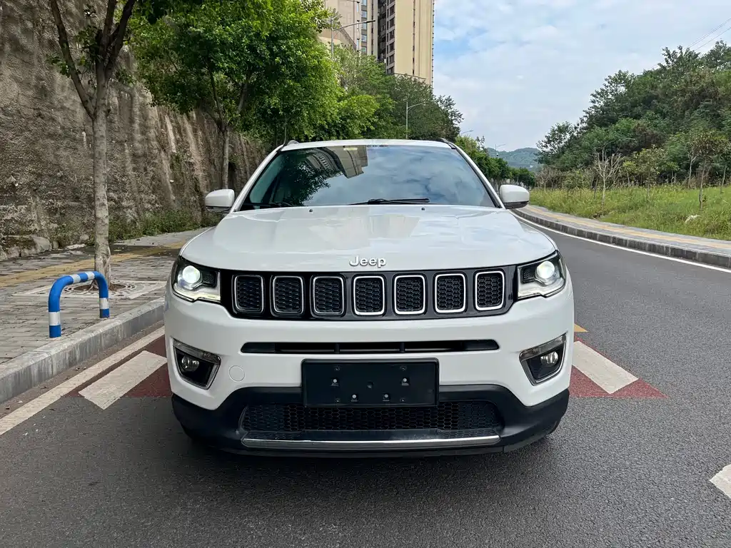 Compass 2017 200T Automatic Premium Edition купить на сайте DeffCars