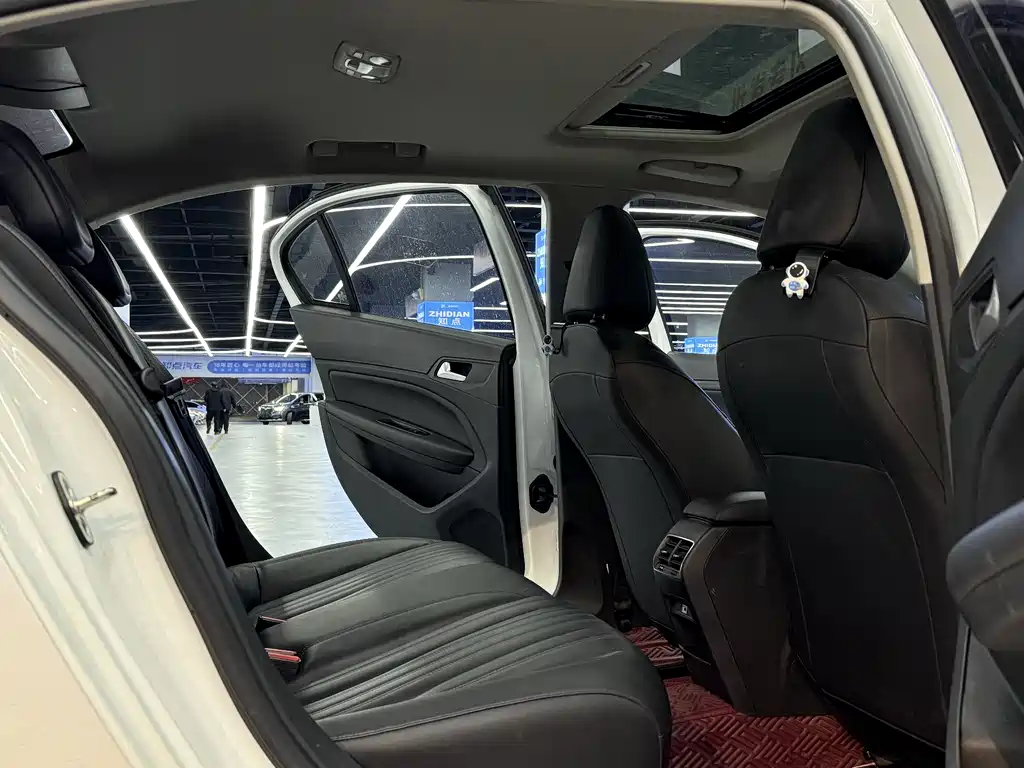 Peugeot 408 2020 360THP 10th Anniversary Premium Edition купить на сайте DeffCars