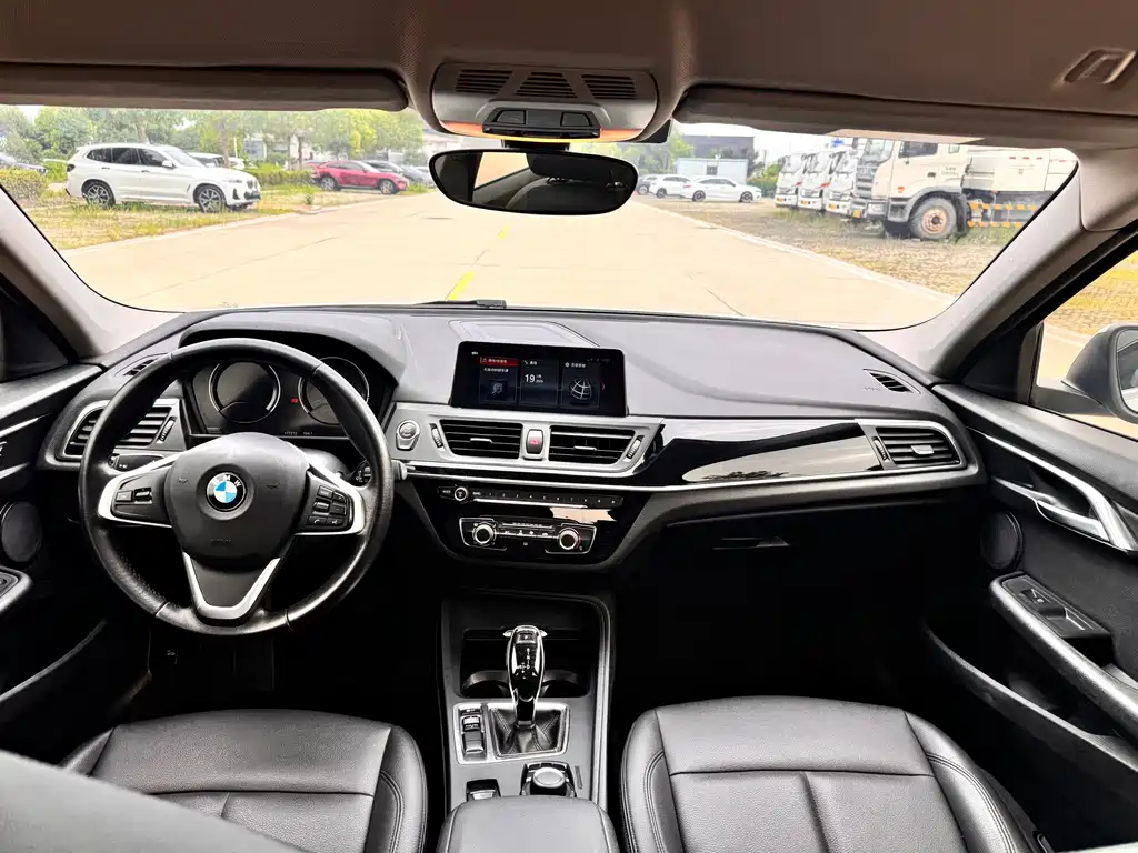 BMW 1 Series 2020 120i Fashion купить на сайте DeffCars