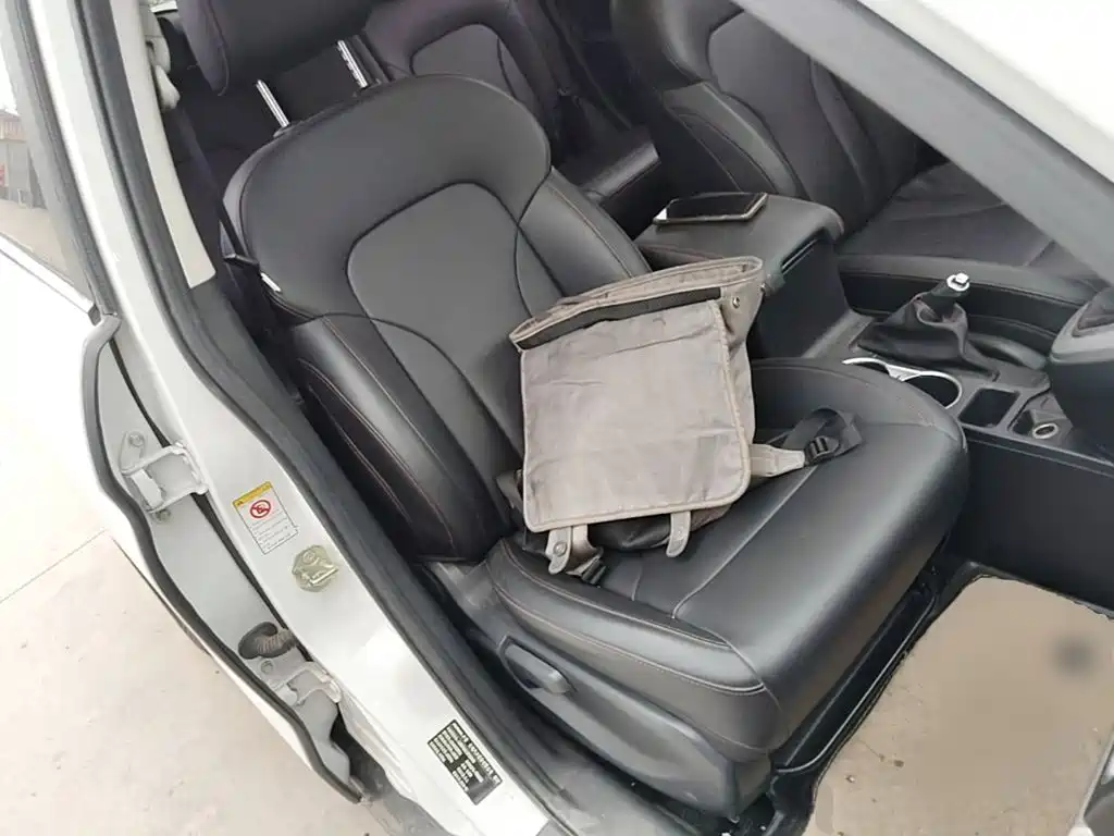 Haval M6 2017 1.5T manual two-wheel drive elite model купить на сайте DeffCars