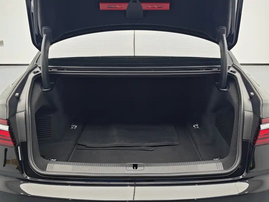 Audi A8 2021 A8L 55 TFSI quattro premium model купить на сайте DeffCars