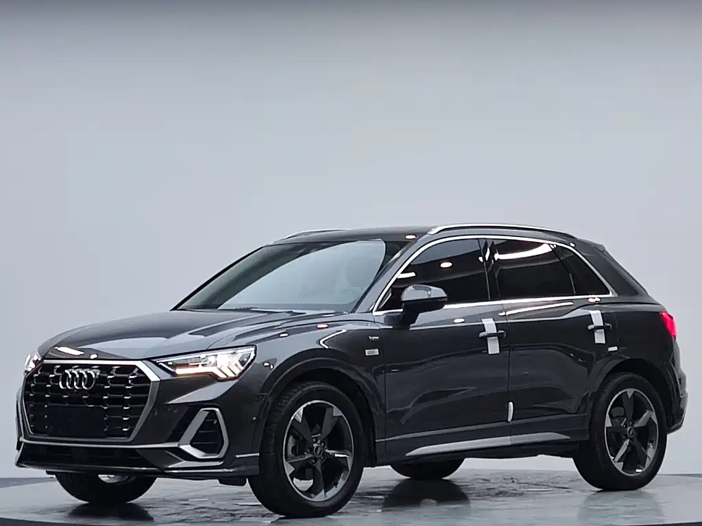 Audi Q3 2022 35 TFSI Fashion Dynamic купить на сайте DeffCars