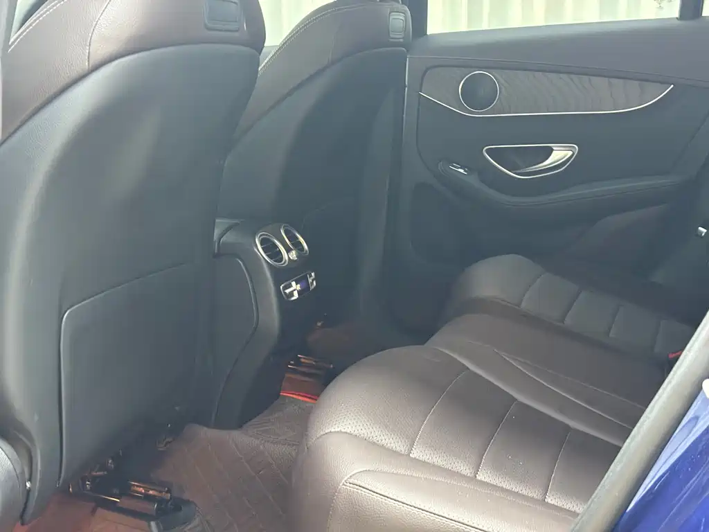 Mercedes-Benz GLC 2017 GLC 300 4MATIC Dynamic купить на сайте DeffCars
