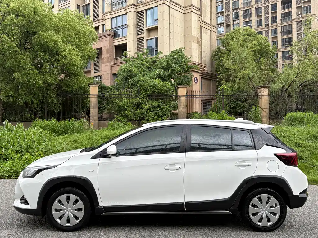 YARiS L Zhixuan 2022 model Zhixuan X 1.5L CVT leading PLUS version купить на сайте DeffCars