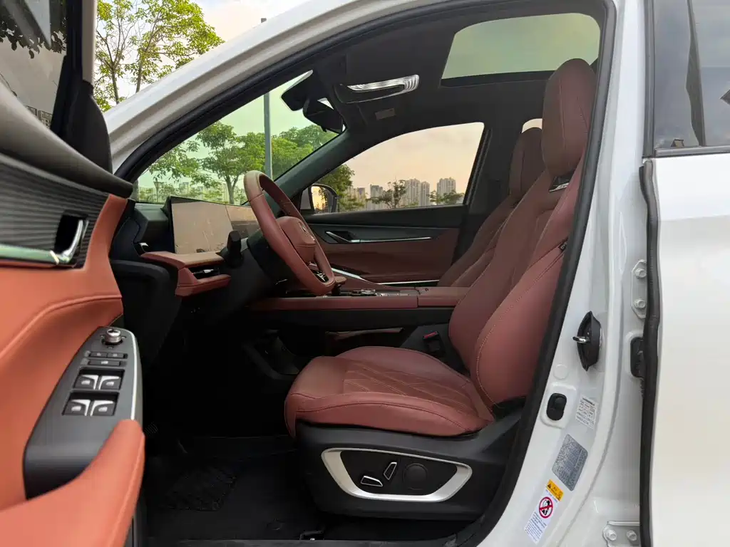 Changan CS75PLUS 2023 third generation 1.5T automatic premium model купить на сайте DeffCars