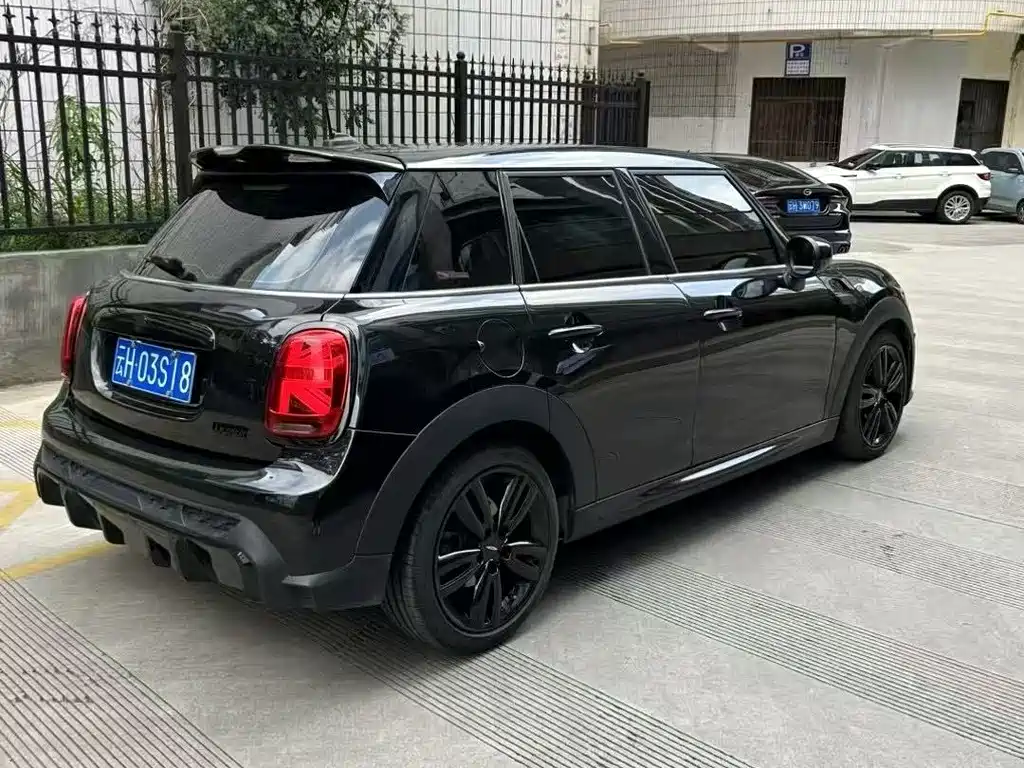 MINI 2022 1.5T COOPER Black Label Special Edition Five-Door Edition купить на сайте DeffCars