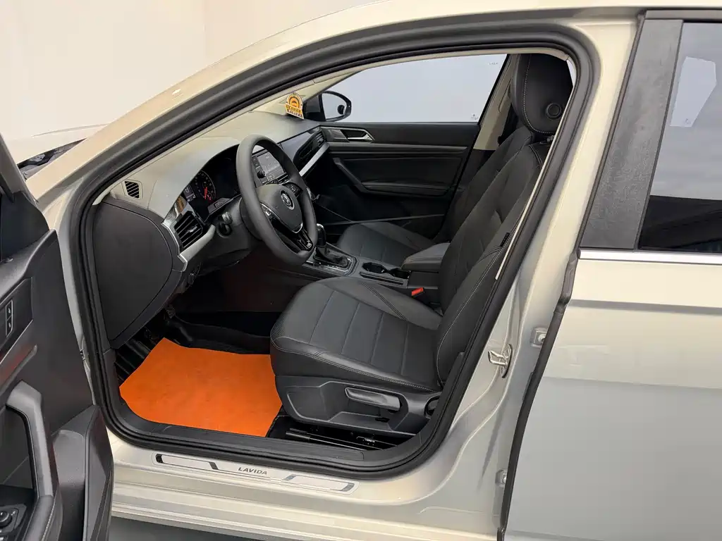 Lavida 2018 1.5L automatic comfort version National V купить на сайте DeffCars