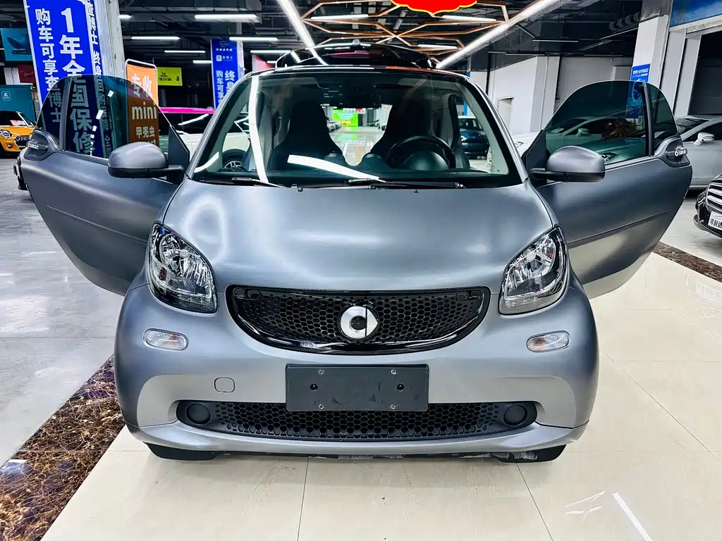 smart fortwo 2018 1.0L 52kW hardtop passion version National V купить на сайте DeffCars