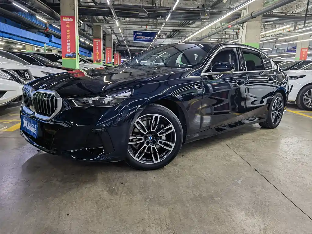 BMW 5 Series 2024 530Li xDrive M Sports Package купить на сайте DeffCars