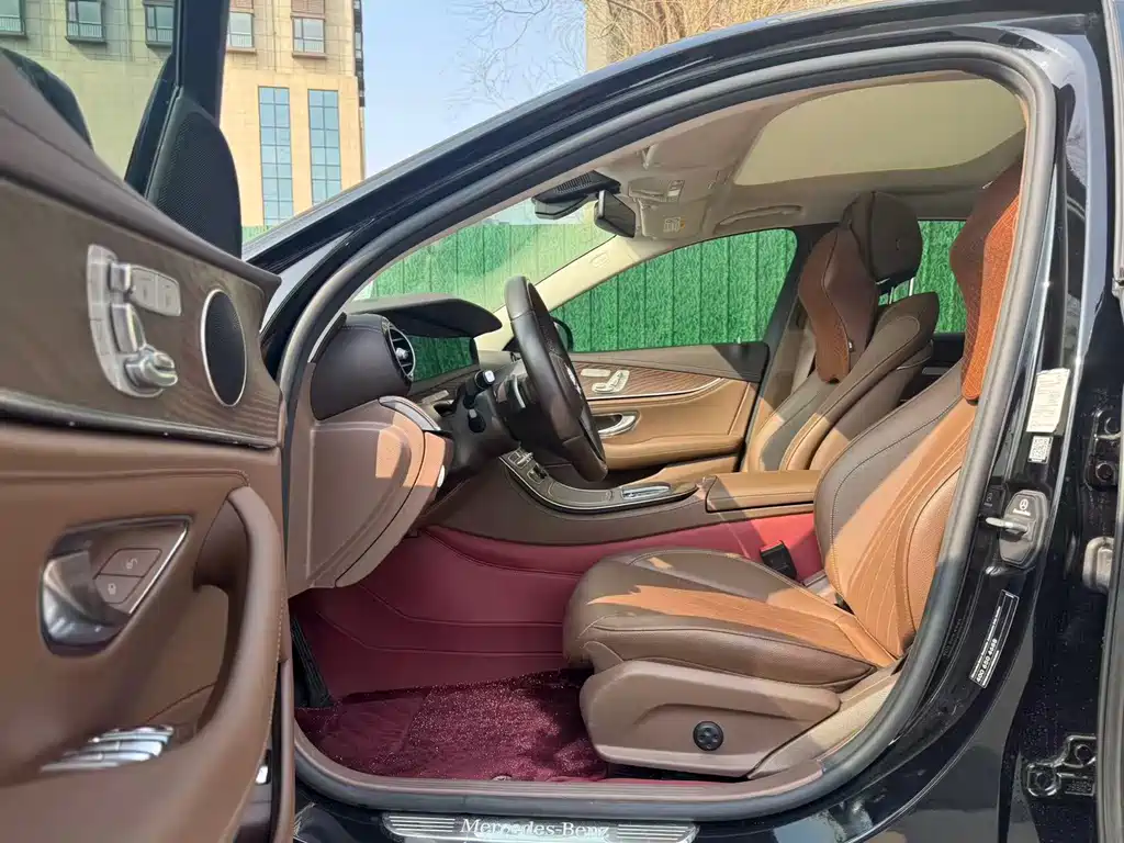 Mercedes-Benz E-Class New Energy 2022 E 350 e L plug-in hybrid sedan купить на сайте DeffCars