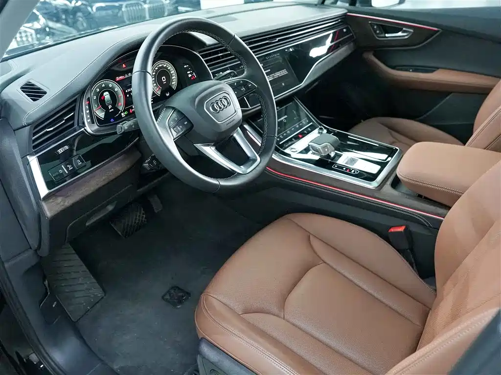 Audi Q7 2024 55 TFSI quattro S line sports купить на сайте DeffCars
