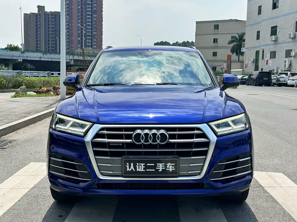 Audi Q5L 2018 40 TFSI enjoys fashionable style, National V купить на сайте DeffCars