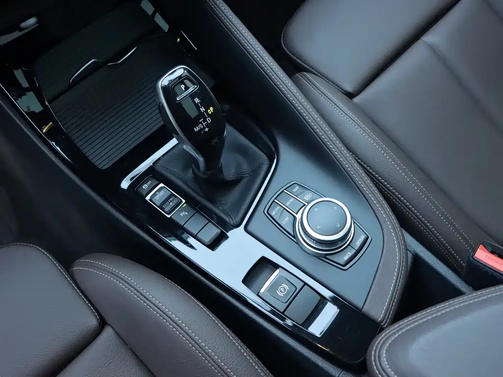 BMW X1 2021 sDrive20Li Exclusive Model купить на сайте DeffCars