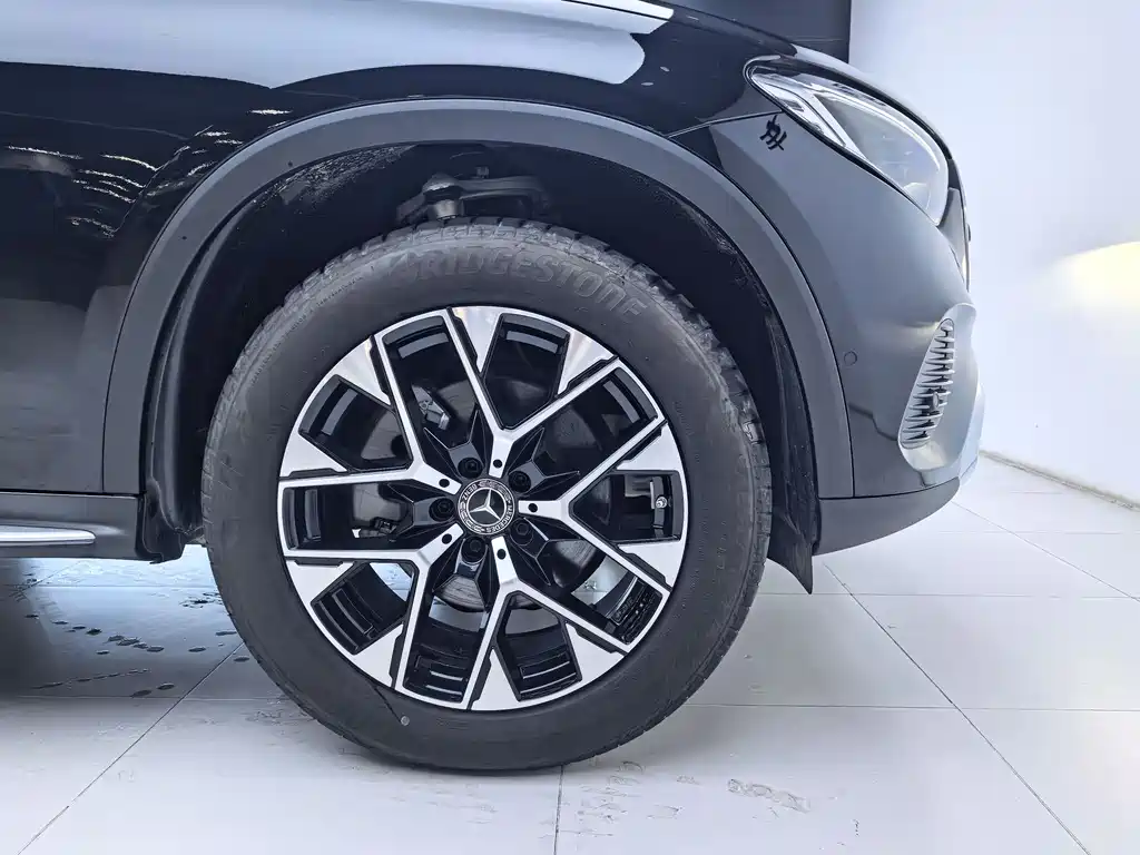 Mercedes-Benz GLC 2024 GLC 260 L 4MATIC Dynamic 7-seater купить на сайте DeffCars
