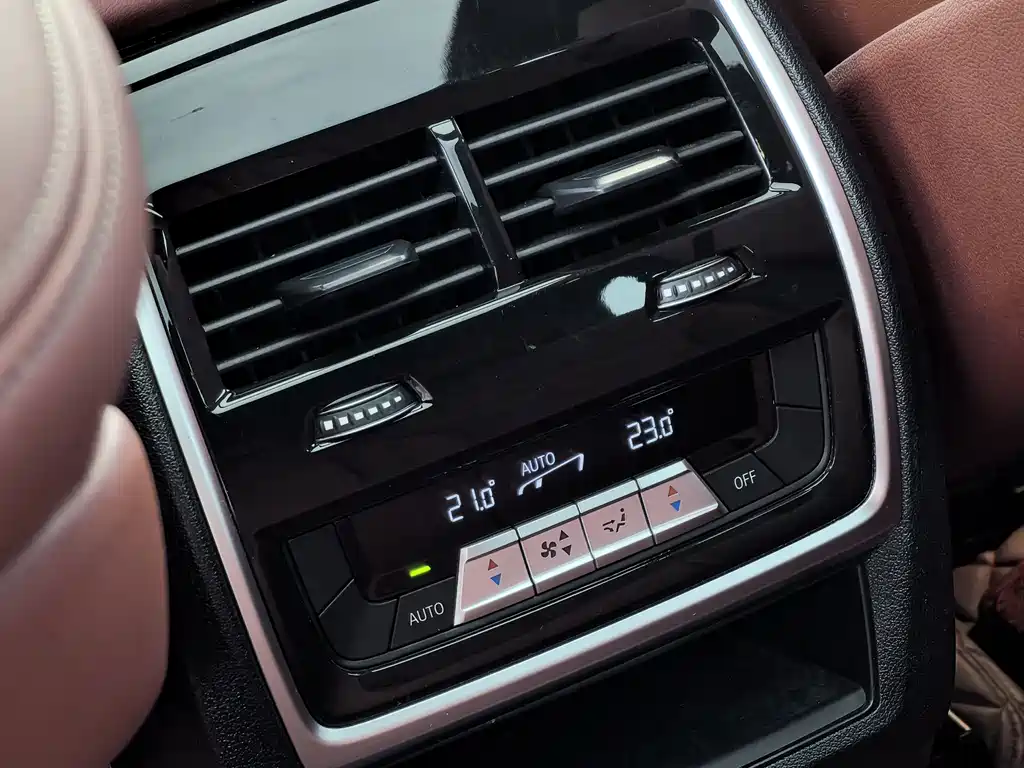 BMW X5 2022 facelift xDrive 40Li M sports package купить на сайте DeffCars