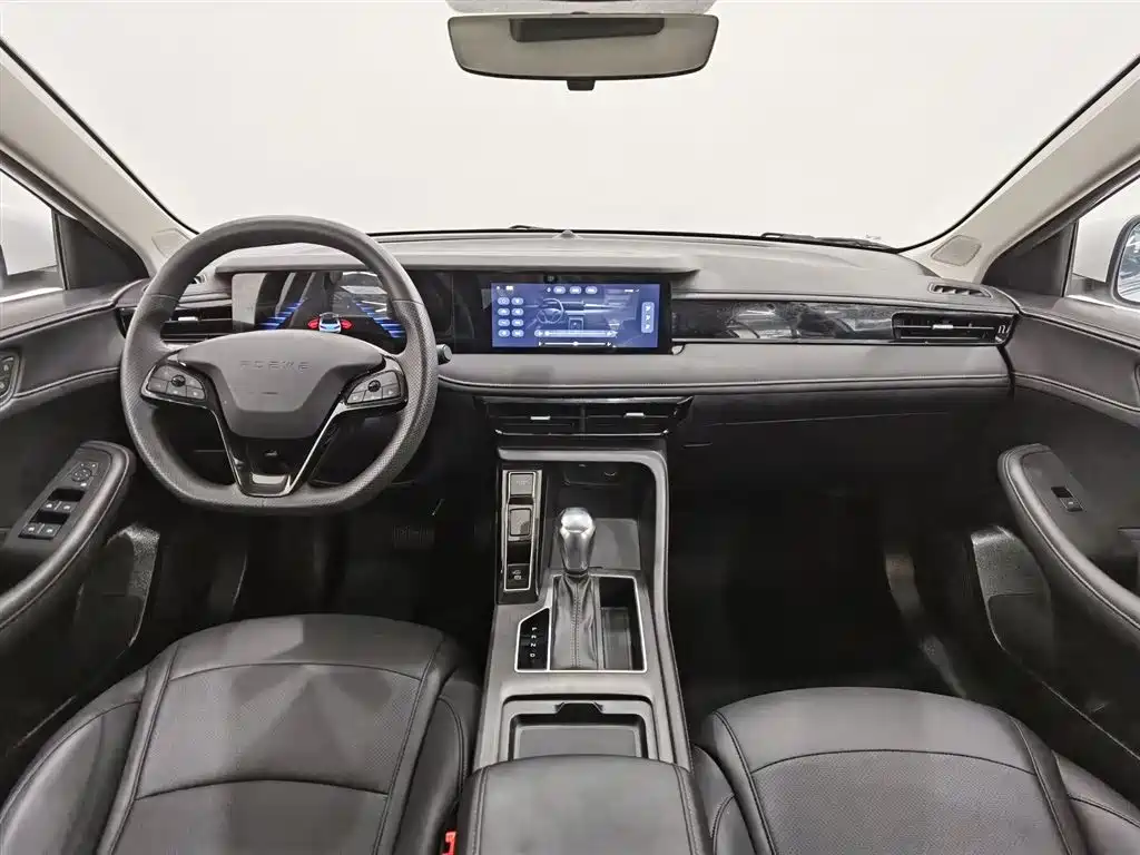 Roewe i5 2023 1.5L CVT Deluxe Edition купить на сайте DeffCars