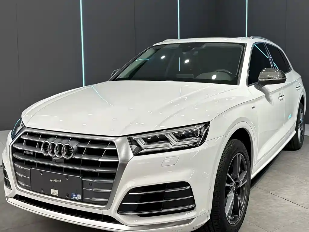 Audi Q5L 2020 45 TFSI exclusive fashion model купить на сайте DeffCars