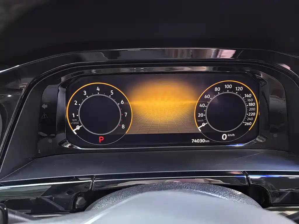 Touron 2023 380TSI four-wheel drive luxury version купить на сайте DeffCars