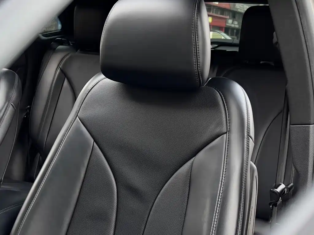 Lincoln MKC 2018 2.0T Two-wheel drive Premium Edition купить на сайте DeffCars