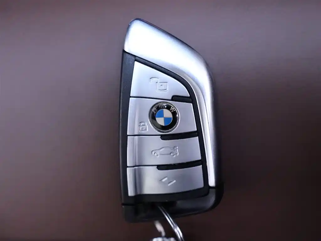 BMW X6 2021 xDrive30i M Sports Package купить на сайте DeffCars