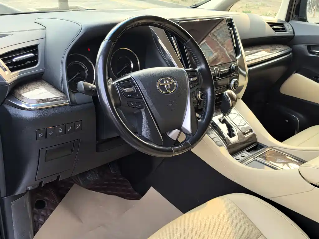 Wilfa 2021 Crown Dual Engine 2.5L HV Extreme Edition купить на сайте DeffCars