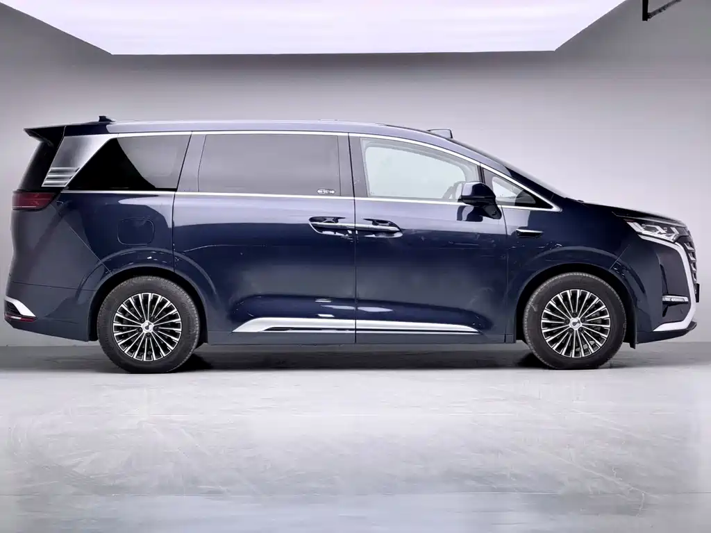 Denza D9 2025 DM-i smart driving version 1020 four-wheel drive flagship model купить на сайте DeffCars