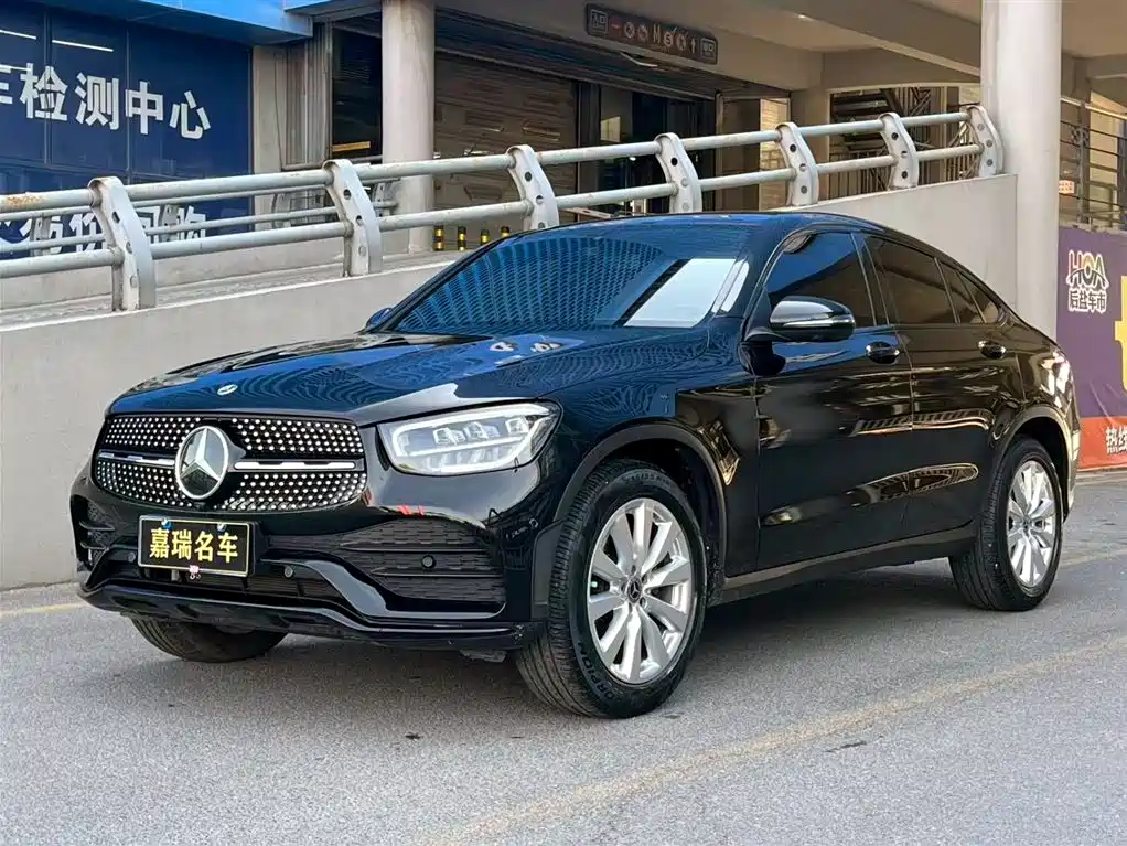 Mercedes-Benz GLC coupe 2022 facelift GLC 260 4MATIC coupe SUV купить на сайте DeffCars