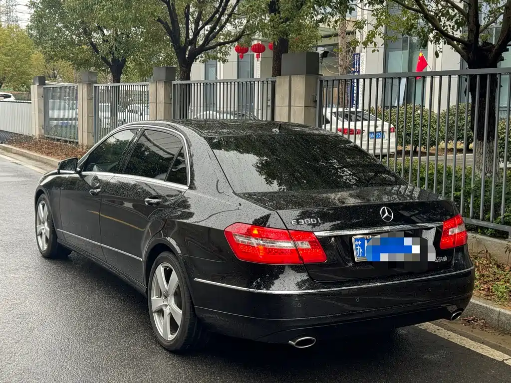 Mercedes-Benz E-Class 2013 E 300 L Elegant купить на сайте DeffCars