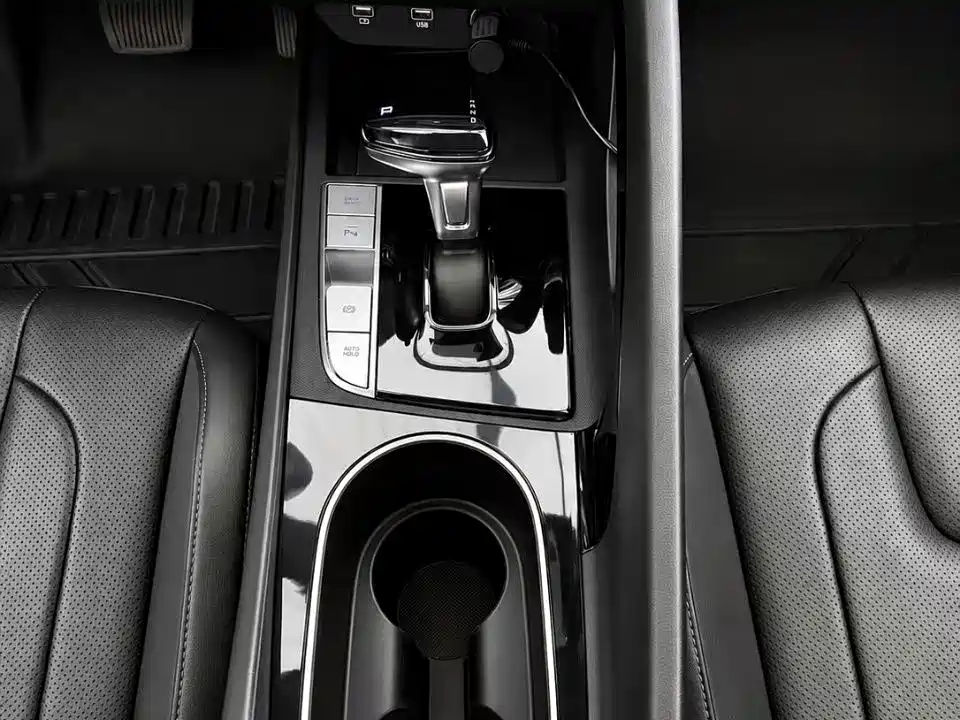 Elantra 2022 1.5L CVT LUX Premium Edition купить на сайте DeffCars