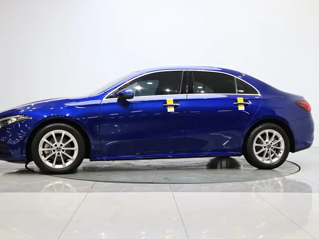 Mercedes-Benz A-Class 2022 Model 2 A 200 L Sports Sedan Fashionable купить на сайте DeffCars