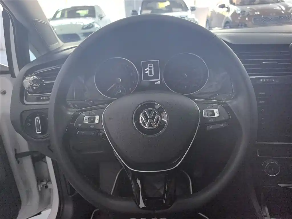 Golf 2020 Beloved Edition 280TSI DSG Comfort Type купить на сайте DeffCars