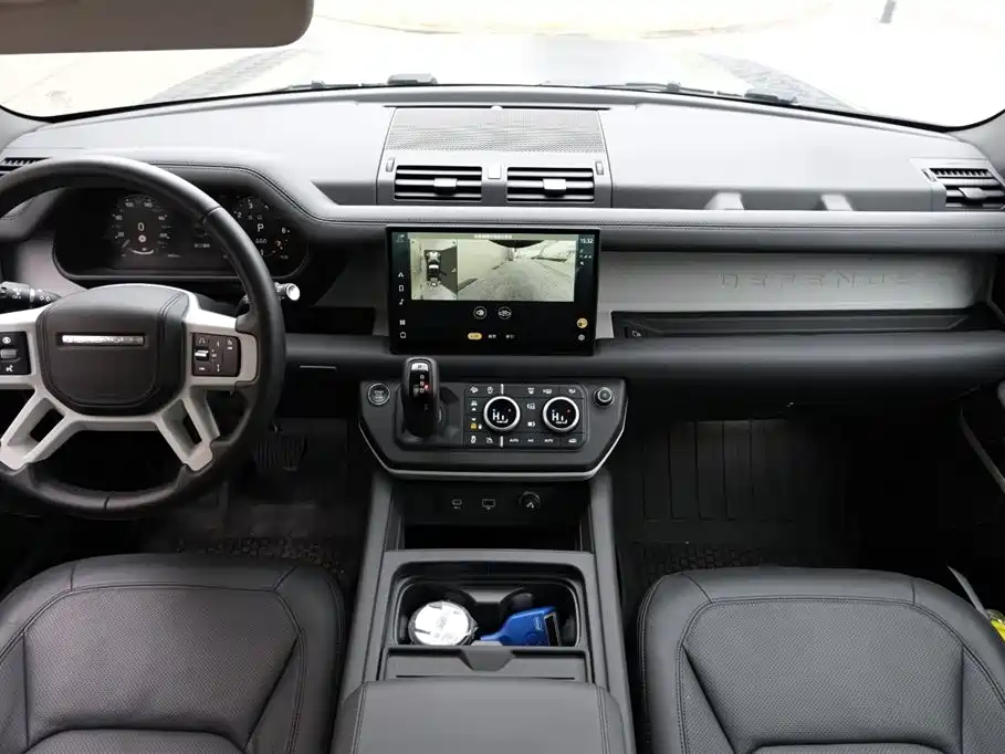 Land Rover Defender 2024 110 3.0T P400 Dark Special Edition купить на сайте DeffCars