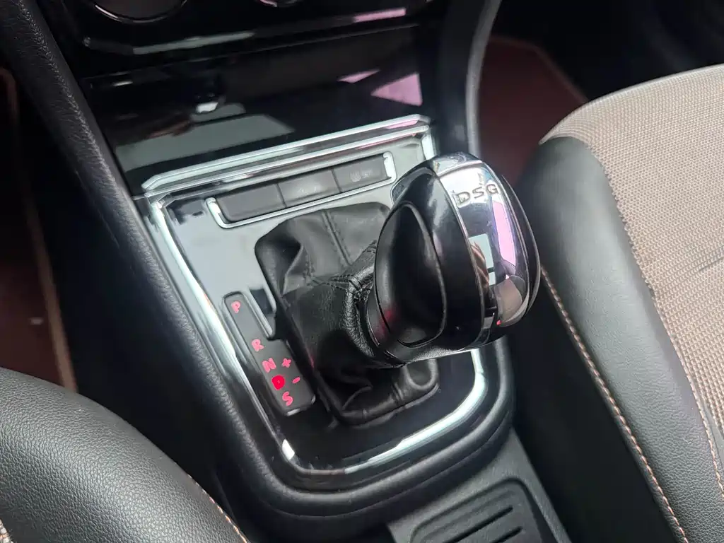 C-TREK Weiling 2018 230TSI DSG luxury model купить на сайте DeffCars