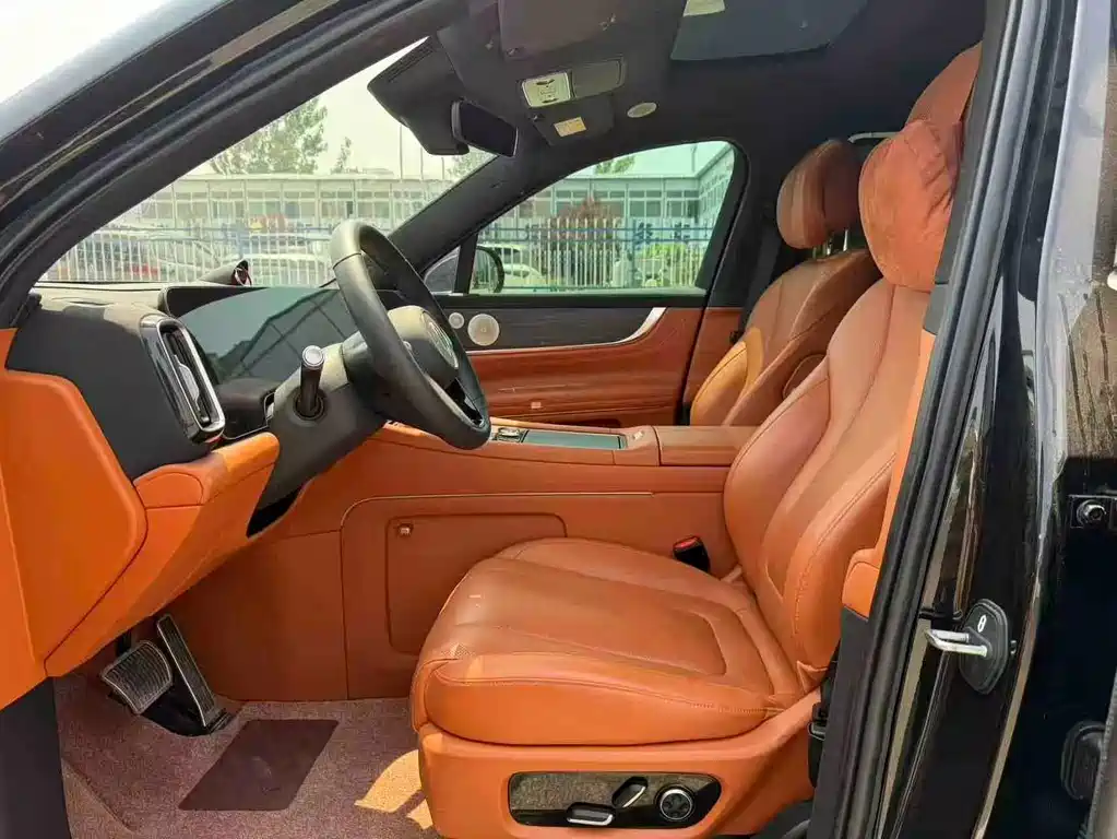 Wenjie M9 2024 extended range Max version 52kWh 6-seater version купить на сайте DeffCars